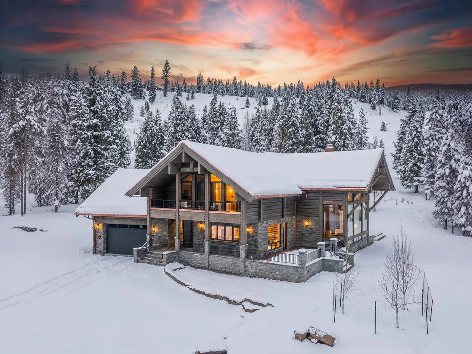 Luxurious Mountain Chalet in Big Sky Montana