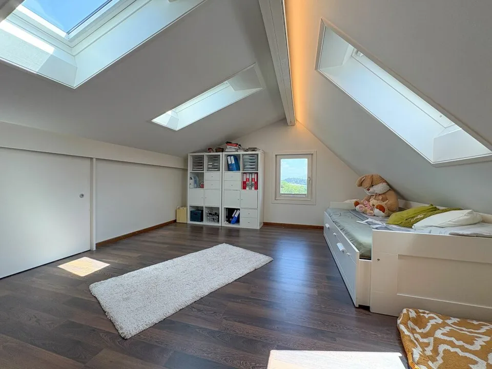 Casa a schiera di 4,5 locali in posizione soleggiata – foto 10 di 12