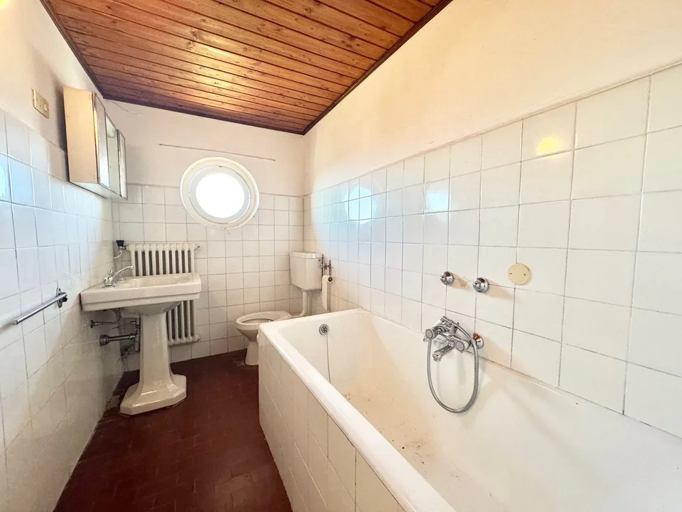 Villa Storica con Vista Mozzafiato sul Lago – Foto 10 von 19