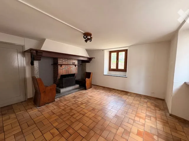 Casa tradizionale ticinese (Lodano-Vallemaggia) - Traditionelles Tessiner Haus (Lodano-Maggiatal)