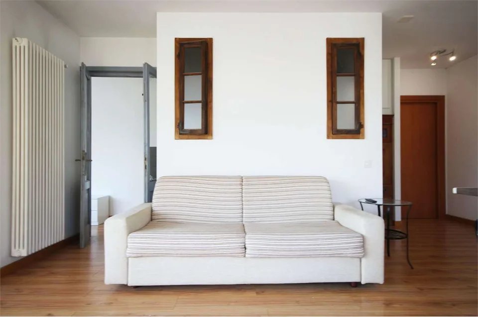 Accogliente attico di 2.5 locali arredato con terrazza - ottimo inv... – Foto 20 von 23