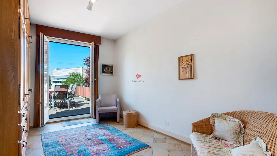 Zwei Wohnungen umfassendes Haus zur Renovierung