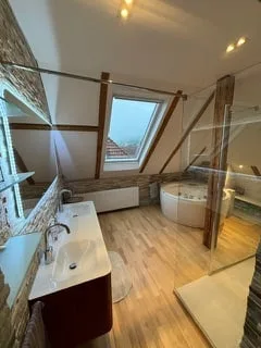 3.5-Zimmer Attika - Penthouse + Gästehaus. Option: Mehrgenerationen-Haus