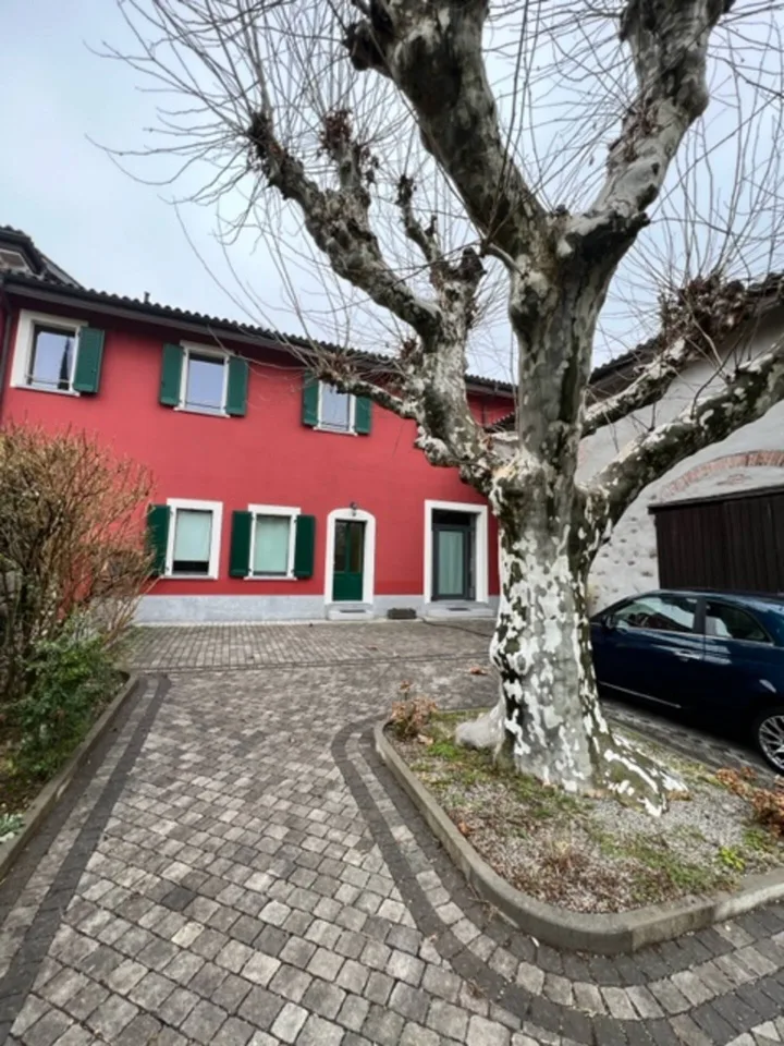 Prächtiges Landhaus mit 12 Räumen und Weinberg in Breganzona – Foto 21 von 28