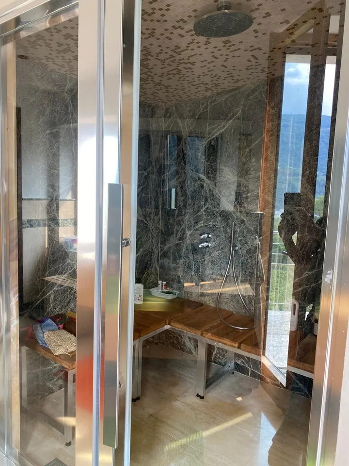 Prächtiges Landhaus mit 12 Räumen und Weinberg in Breganzona – Foto 17 von 28