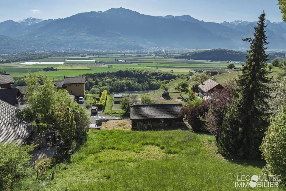 Antagnes / Ollon - Terrain à bâtir de 893 m2 avec couvert à voitures