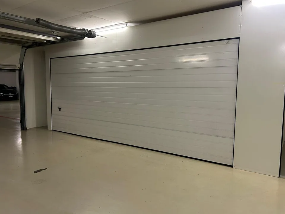 Garage double à vendre - Avenue Eugène-Pittard, Genève