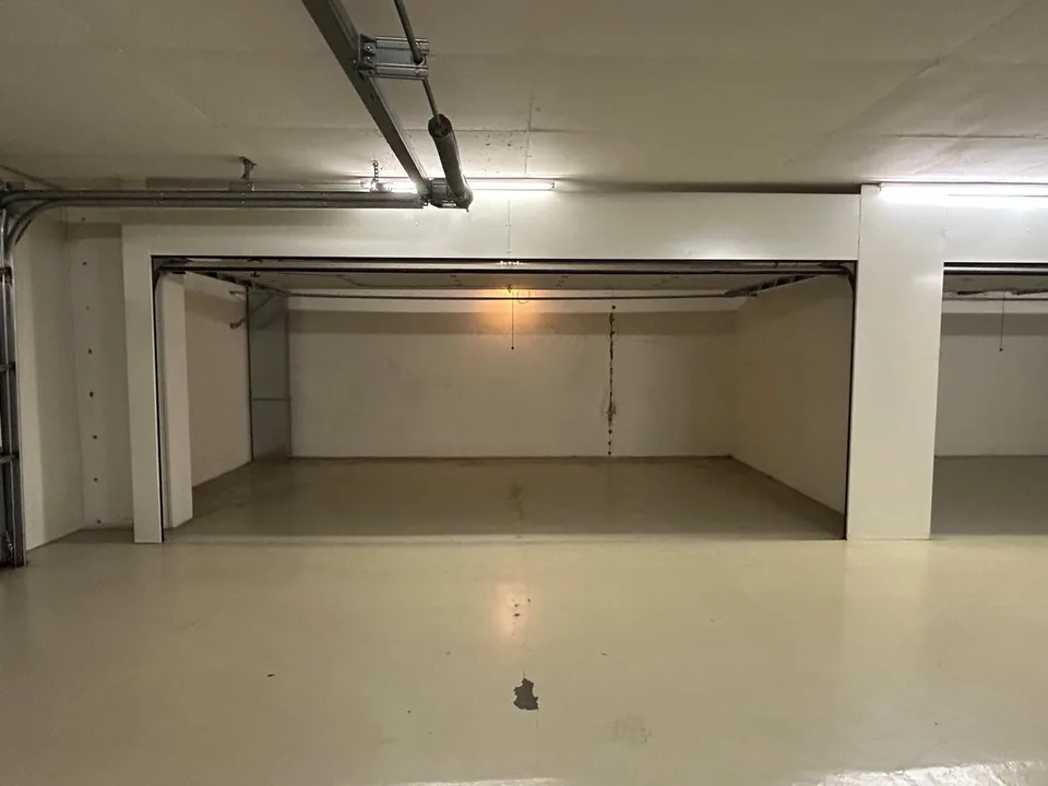 Garage double à vendre - Avenue Eugène-Pittard, Genève