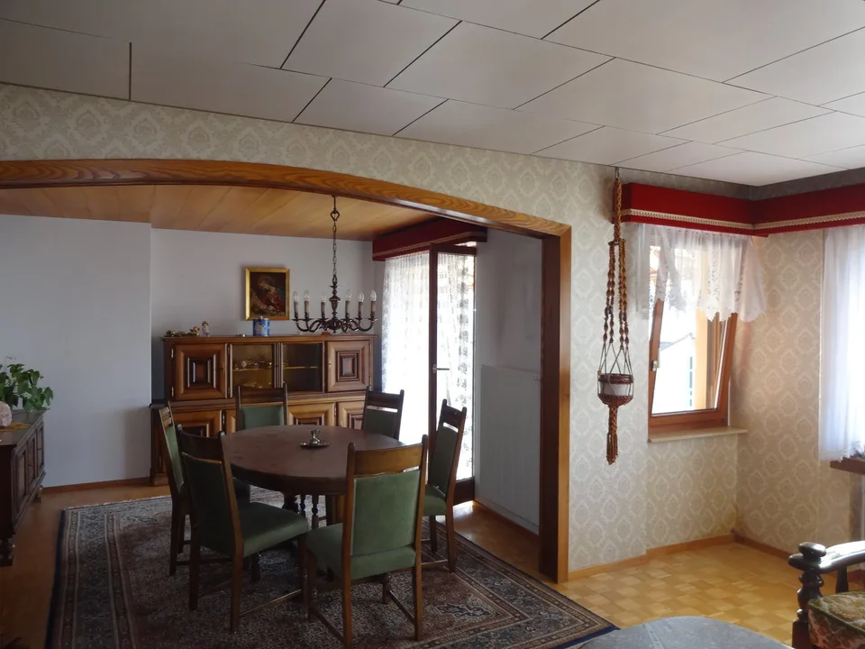 Charmantes Einfamilienhaus an guter, sonniger Lage mit Garten und traumhafter Weitsicht