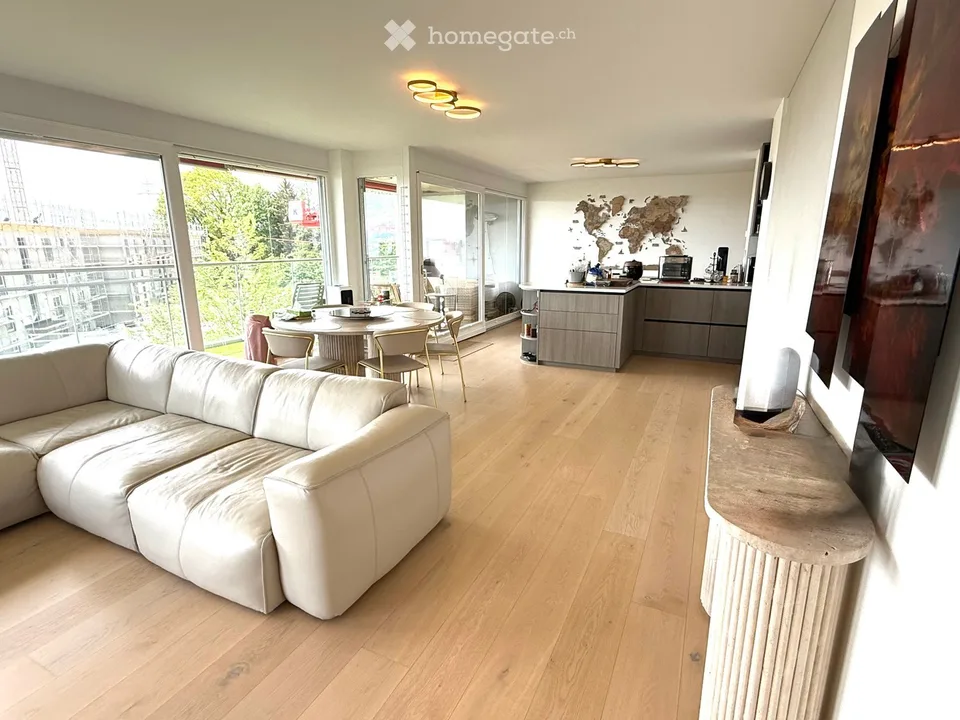 Geräumige 6.5-Zimmer-Wohnung in Le Mont-sur-Lausanne