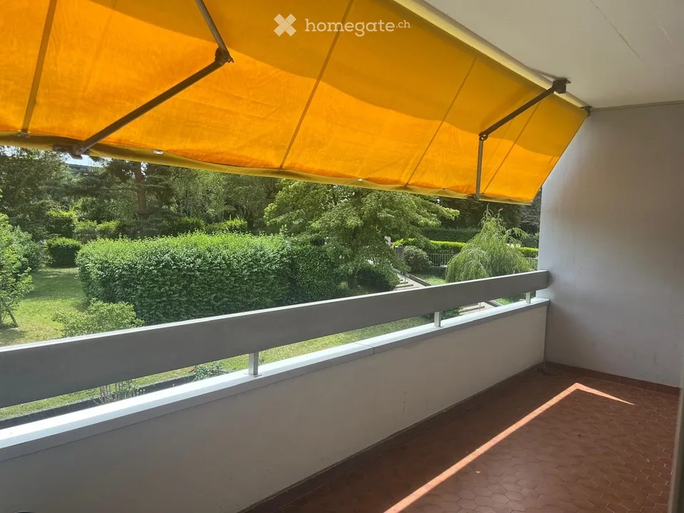 Bright 4-Room Apartment with Balcony, Petit-Saconnex Geneva