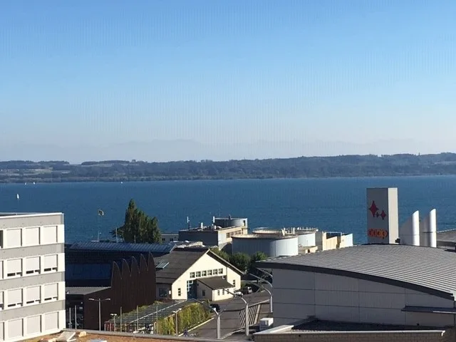 Bel appartement de 4 pièces de 90m2 avec vue sur le lac et les Alpes