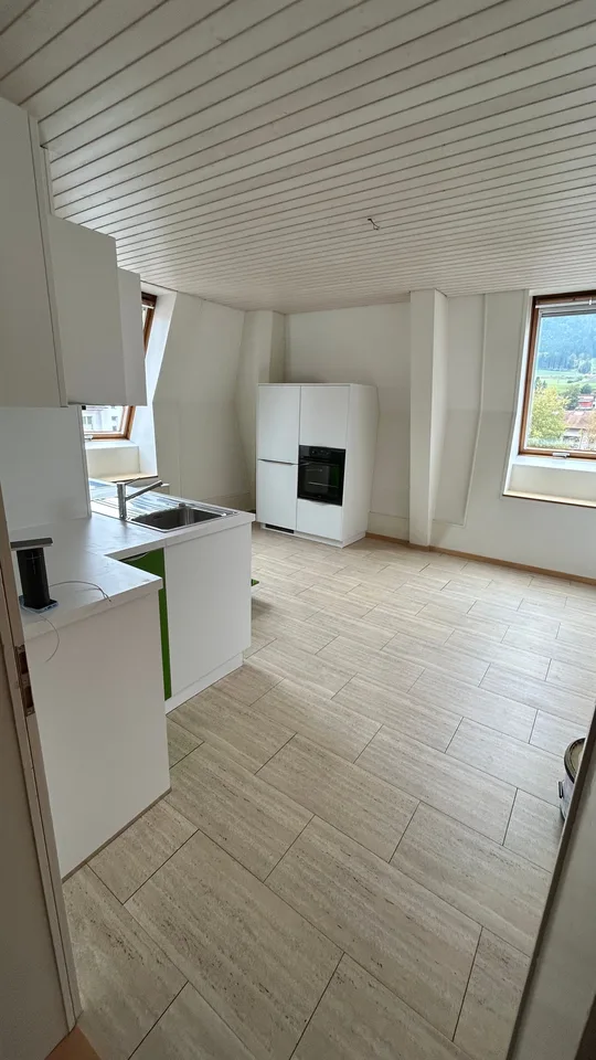 Wohnung mit 3,5 Zimmern im Zentrum von Malleray