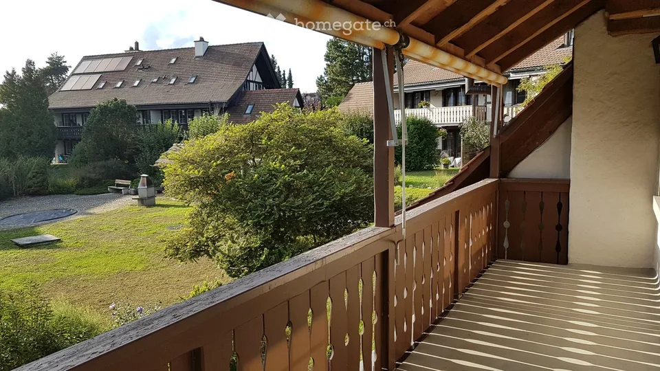 Schöne 4,5 Zimmer Wohnung in Neerach