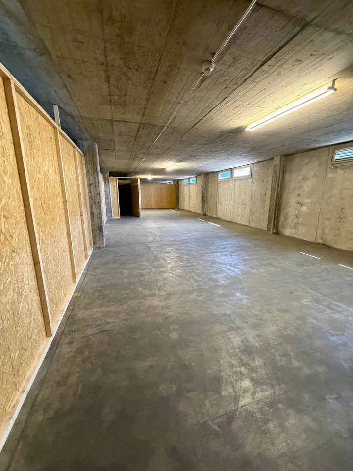 Lagerflächen an bester Lage in Muttenz – flexibel, sofort verfügbar