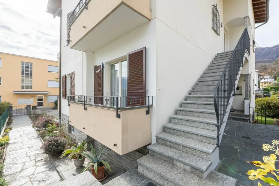 LOSONE - Wohnung mit 4.5 Zimmern zu vermieten