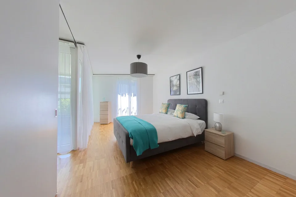 Modern 1-Bedroom Apartment with Balcony & Parking - Lausanne