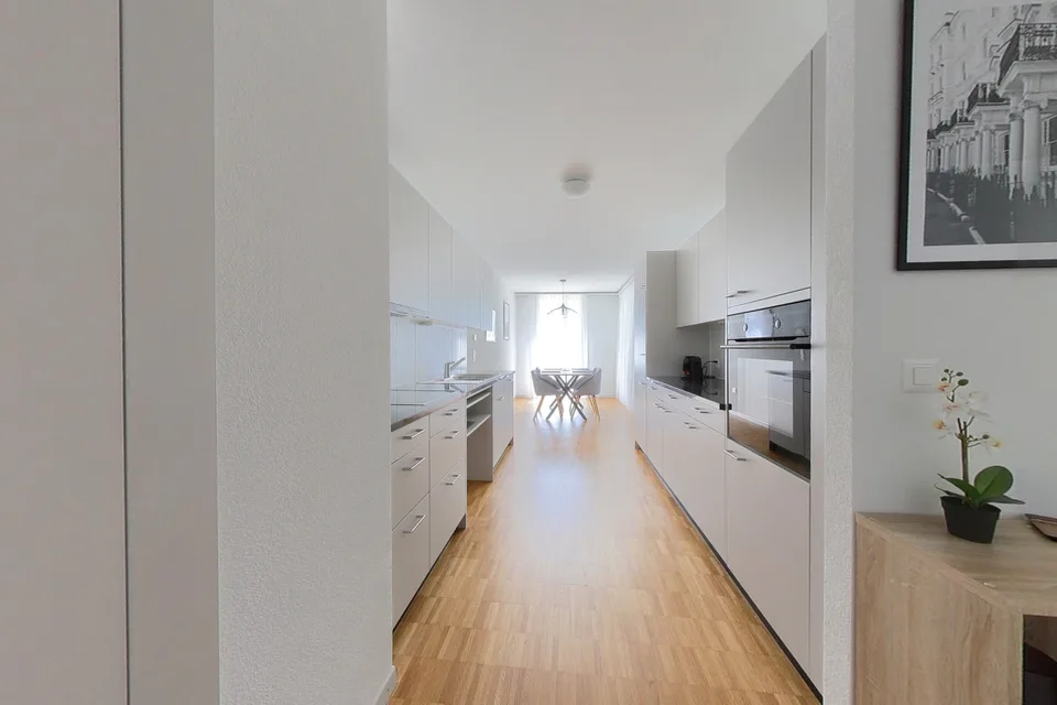 Modern 1-Bedroom Apartment with Balcony & Parking - Lausanne