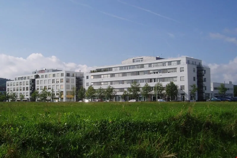 Moderne, repräsentative Büroräume im ObachCenter