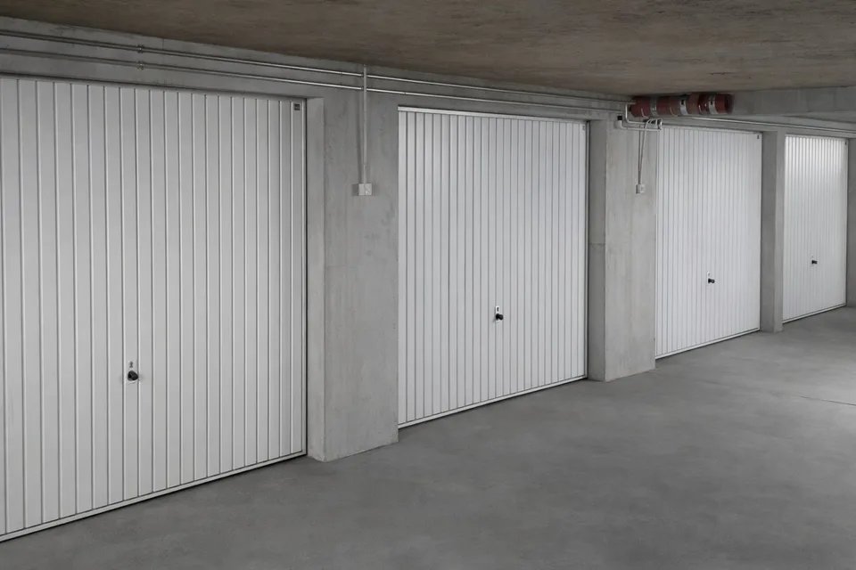 GARAGE BOX A LOUER – Martigny, Chemin des Barrières 35