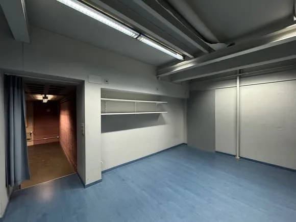 Spazi commerciali polivalenti in posizione centrale (25 - 60m2)