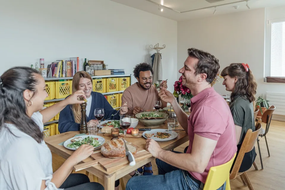 Zürich-Kloten | Private Suite mit eigenes Bad : All-inclusive Coliving