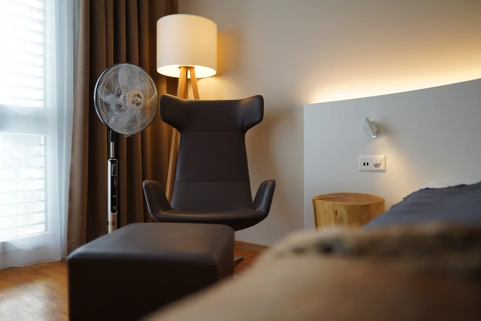 Zürich-Kloten | Private Suite mit eigenes Bad : All-inclusive Coliving – foto 24 di 25