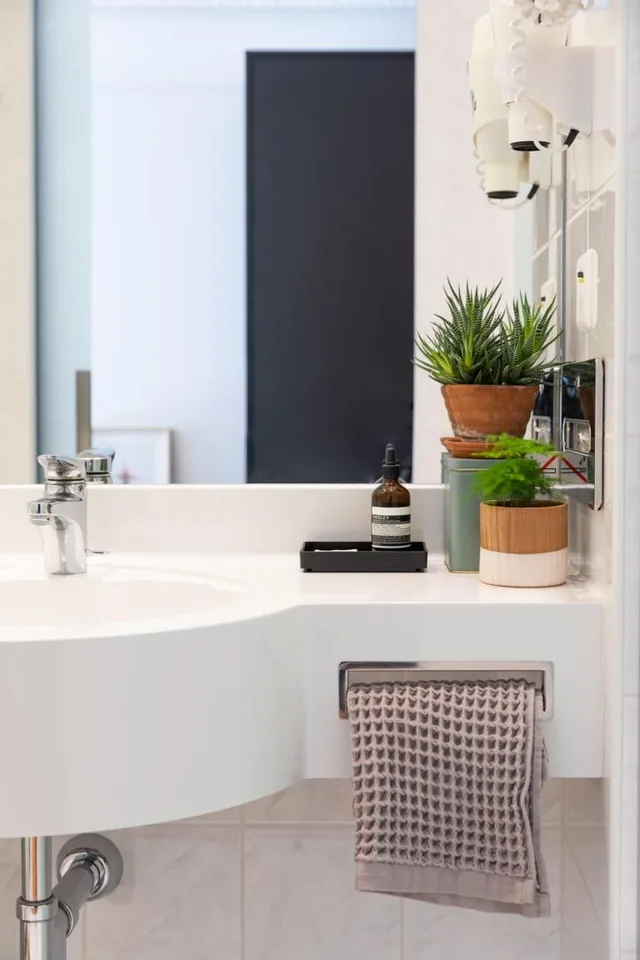Zürich-Kloten | Private Suite mit eigenes Bad : All-inclusive Coliving – foto 25 di 25
