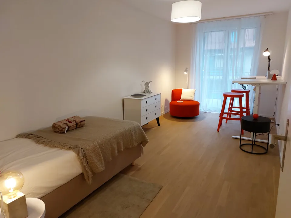 Wohnung mit 3.5 Zimmern im 1. Stock