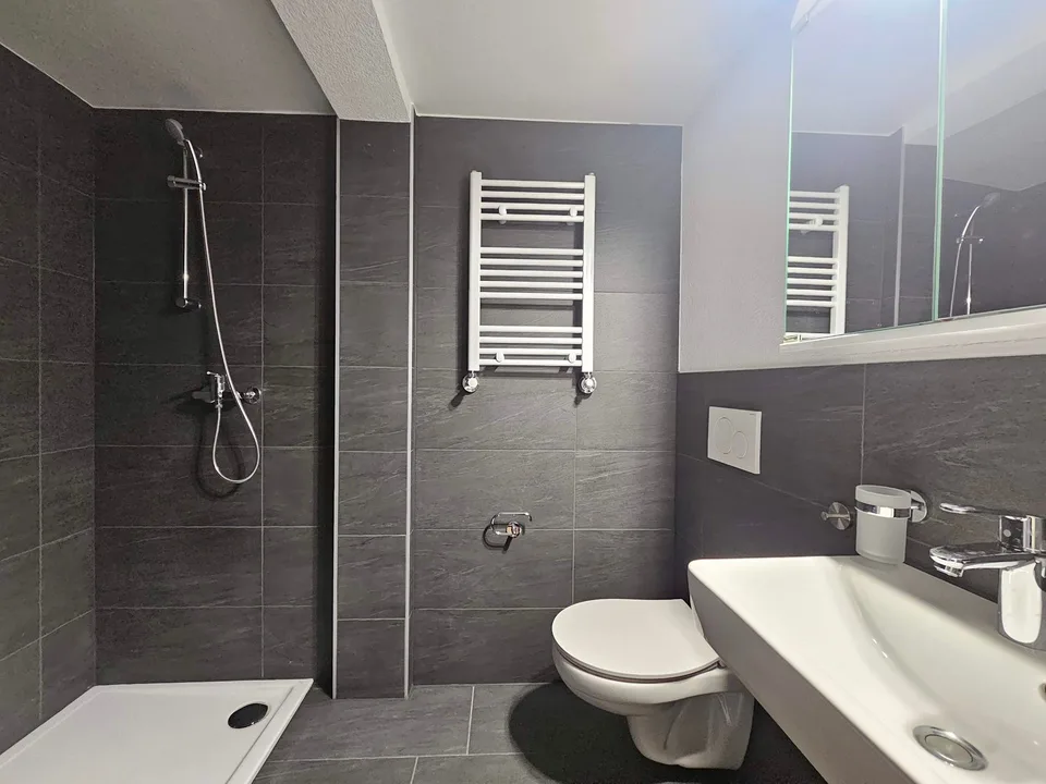 Charmantes 3-Zimmer-Wohnung im Herzen von Saint-Imier – Foto 9 von 9