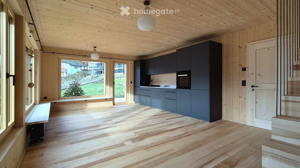 3.5-Zimmer-Maisonette in Vollholz  leim- und metallfrei