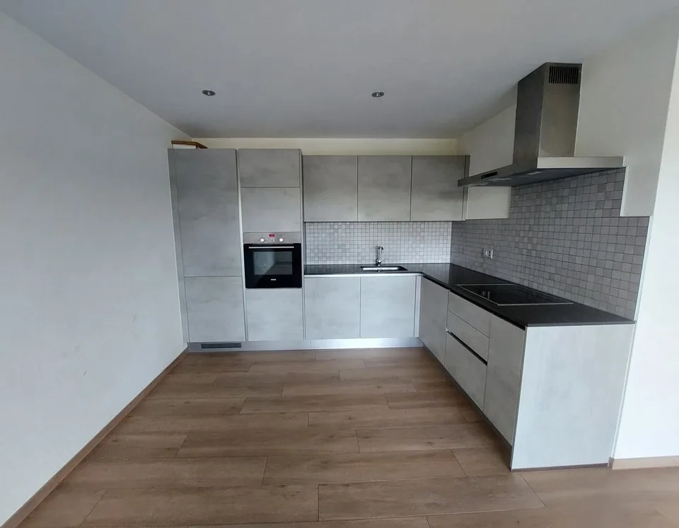 Wohnung mit 3,5 Zimmern im 1. Stock