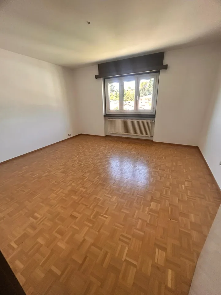 Komfortables 3,5-Zimmer-Apartment in Morbio Inferiore – Foto 10 von 15