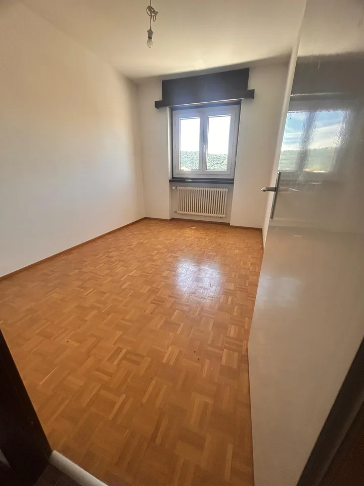 Komfortables 3,5-Zimmer-Apartment in Morbio Inferiore – Foto 11 von 15