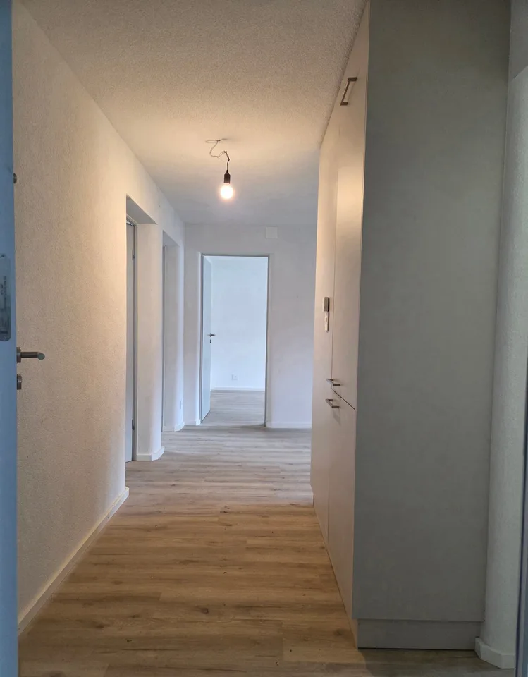 Affascinante appartamento di 3.5 locali con vista panoramica a Sonceboz-Sombeval