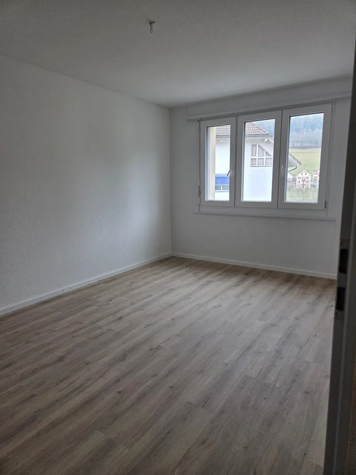 Charmant appartement 3.5 pièces avec vue panoramique à Sonceboz-Sombeval