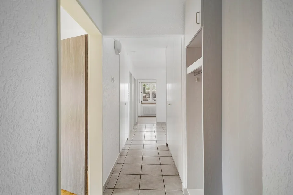 Appartamento di 4.5 locali su 85 m2 in un ambiente alberato