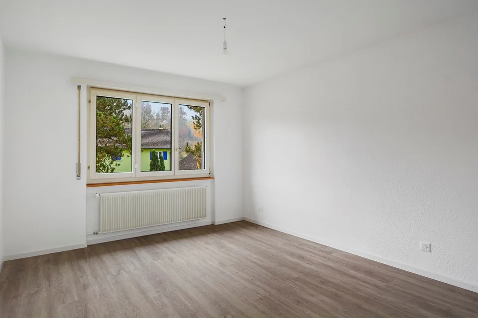 Appartamento di 4.5 locali su 85 m2 in un ambiente alberato