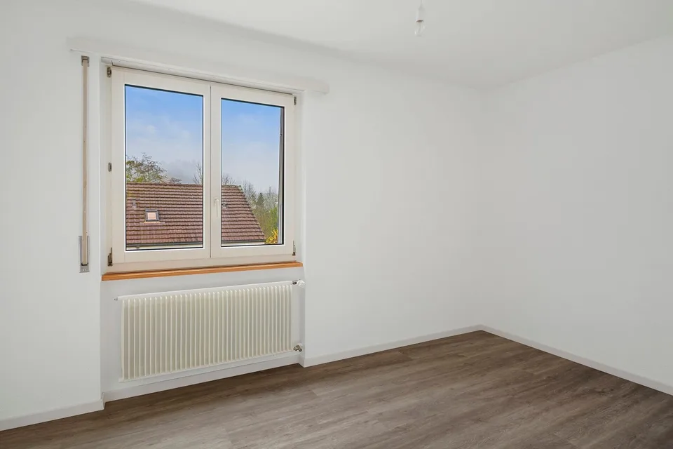 Appartamento di 4.5 locali su 85 m2 in un ambiente alberato
