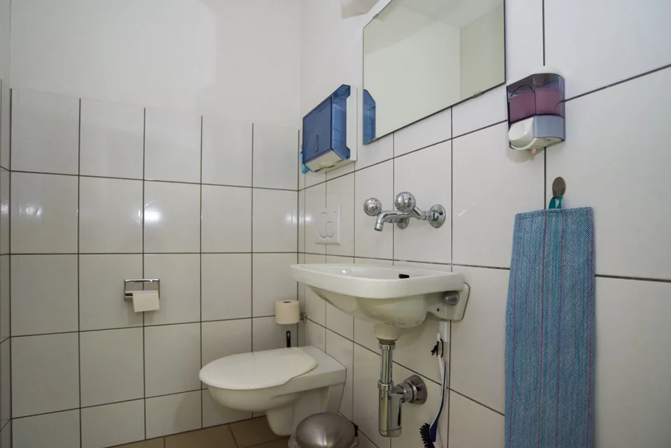 Preiswerte Büro- oder Gewerbefläche an interessanter Lage – Foto 6 von 11