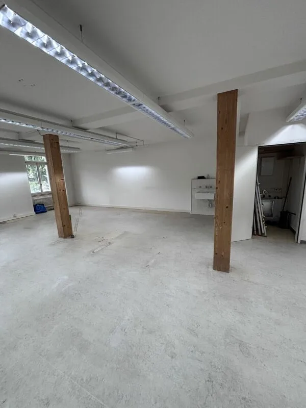 Large office/commercial space in former spinning mill