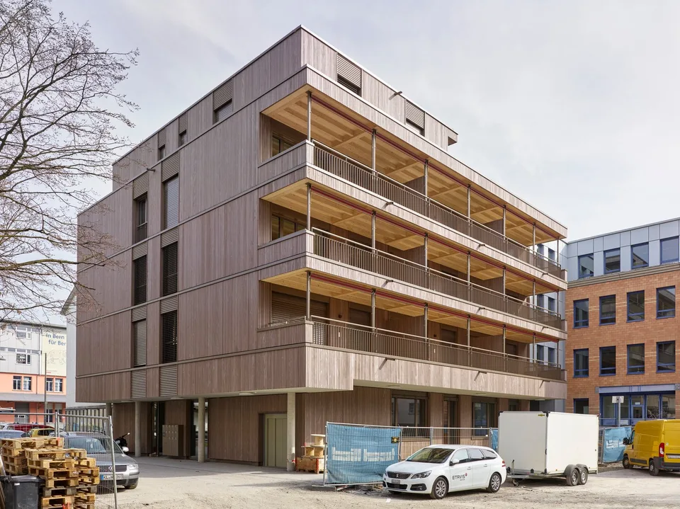 423 m2 Lagerraum nähe "Güterbahnhof und Siedlung Holliger"