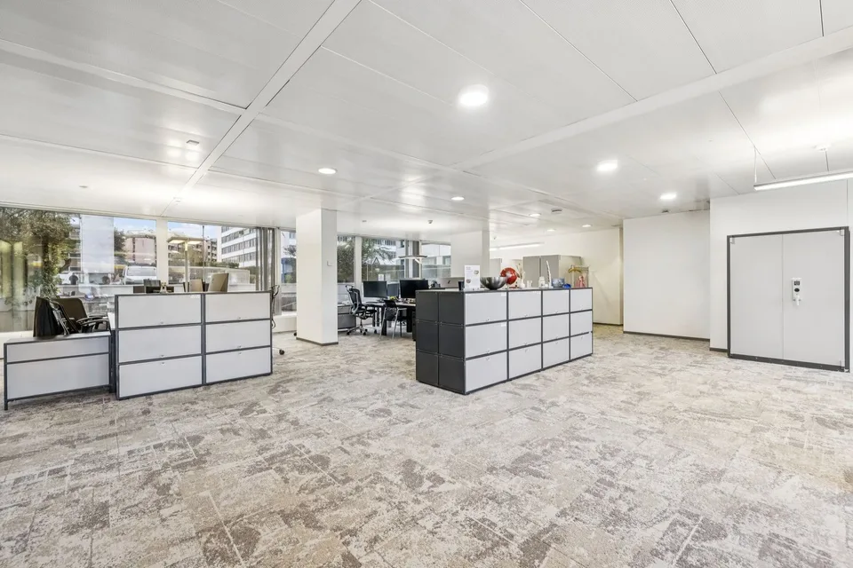 BUREAUX PLUG & PLAY 269 m² | Quartier Pont Rouge – photo 8 sur 10