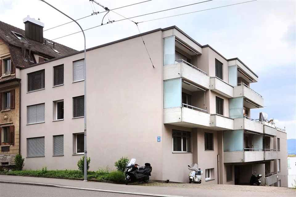 Sichere Einstellmöglichkeit für Ihr Fahrzeug Nähe Klusplatz