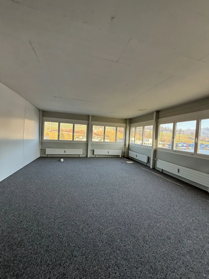 307m² Büro in Baar zu vermieten – Foto 10 von 12
