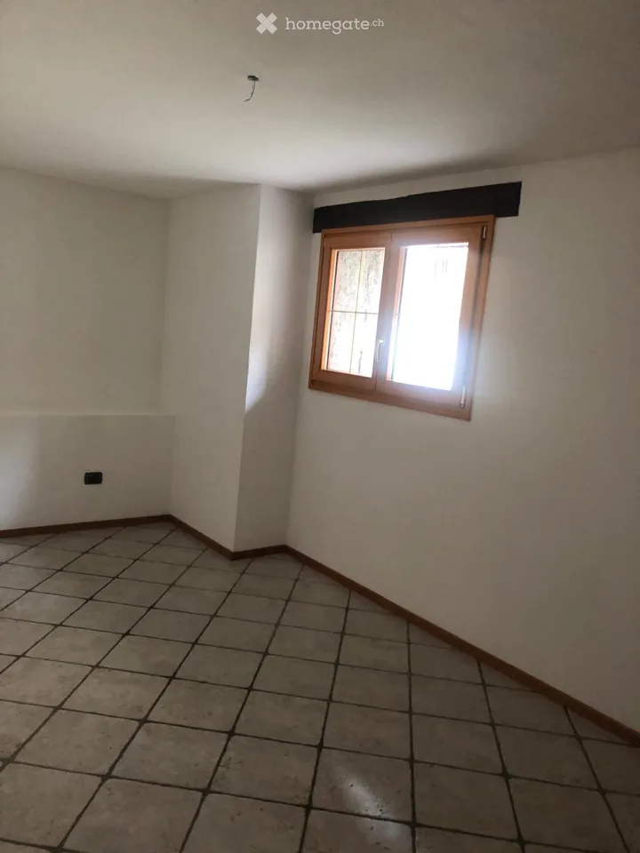 Mezzovico-Vira affittasi appartamento 3.5 locali