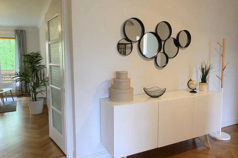 Appartement spacieux 2 chambres meublé avec balcon et vue sur la rivière à Genève – photo 11 sur 13