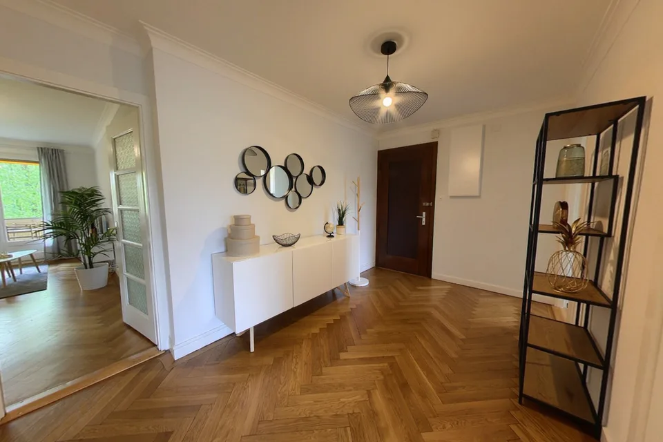 Appartement spacieux 2 chambres meublé avec balcon et vue sur la rivière à Genève – photo 10 sur 13