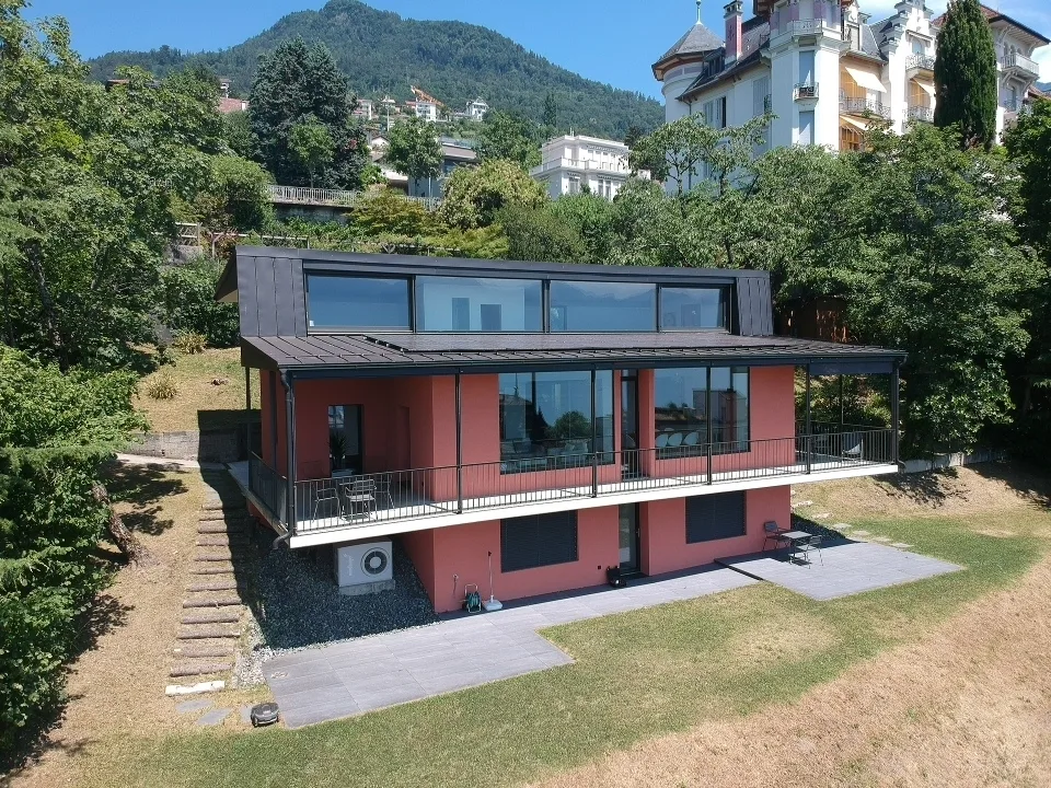 Sur les Hauts de Montreux  Splendide villa avec vue lac