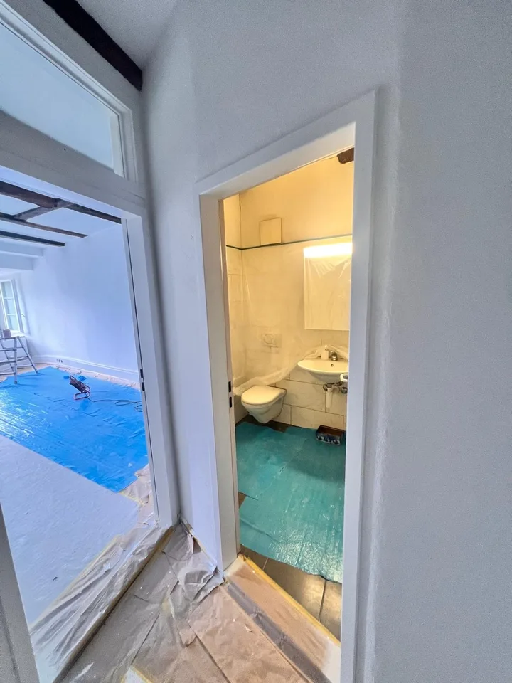 Charmant appartement 4 pièces dans un immeuble ancien sur la Hauptgasse à Zurzach – à partir d'août 2026